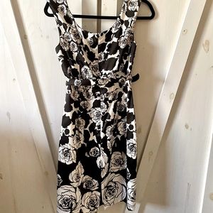 White House | Black Market Sleeveless Belted Dress